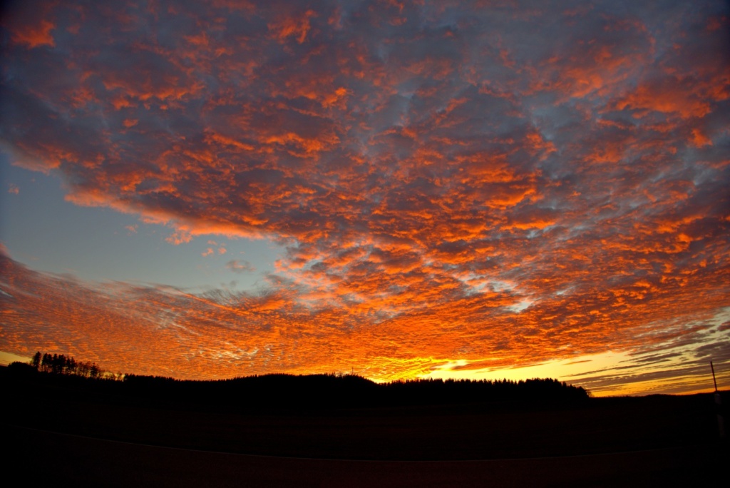 P1020647 Abendhimmel Foto-R. Rudolph